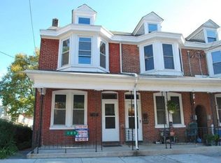 109 S Charlotte St, Manheim, PA 17545