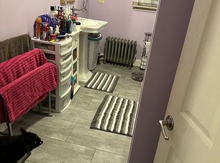 170 Gardner Rd, Hubbardston, MA 01452