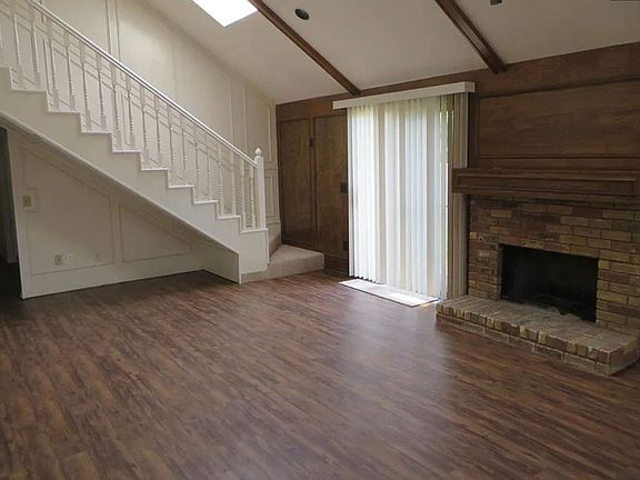 3rd image of 1823 Nest Pl