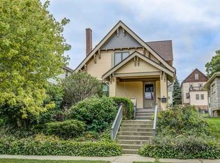 3771 E Van Norman Ave, Cudahy, WI 53110