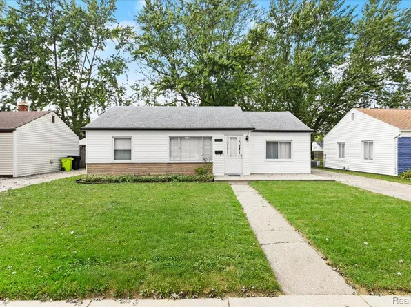 26621 Belanger St, Roseville, MI 48066