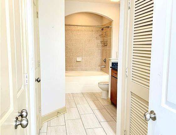 4th image of 3445 Stratford Rd NE APT 2106
