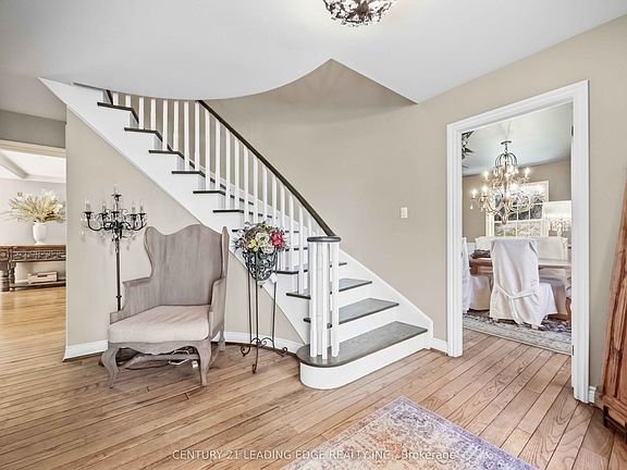 5th image of 7 Alta Dr
