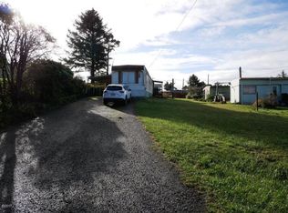 120 NE 57th St, Newport, OR 97365