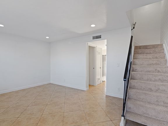 3rd image of 2306 N 10th Ave #1