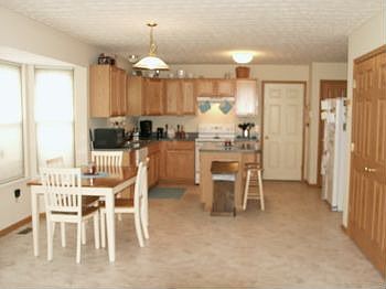 3rd image of 6065 Nasby Dr