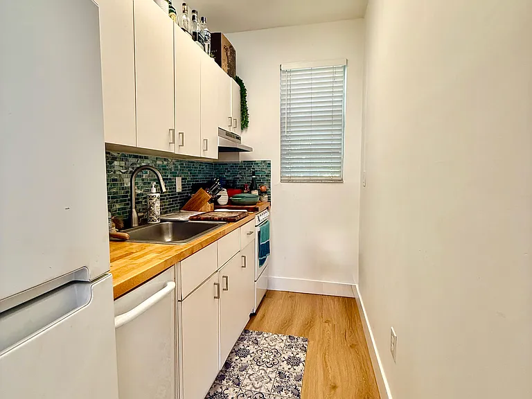 822 Lenox Ave #3 — Photo 8