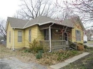 116 N Center St, Gardner, KS 66030