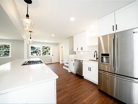 5th image of 17700 71st Ave