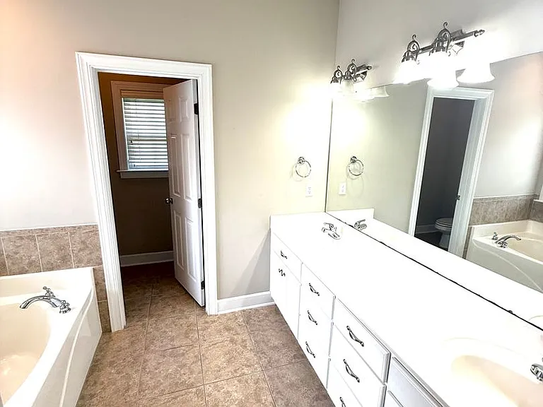 616 Coleman Way — Photo 8
