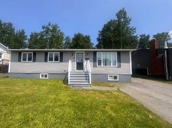 43 Bennett Drive, Gander, NL A1N1N1