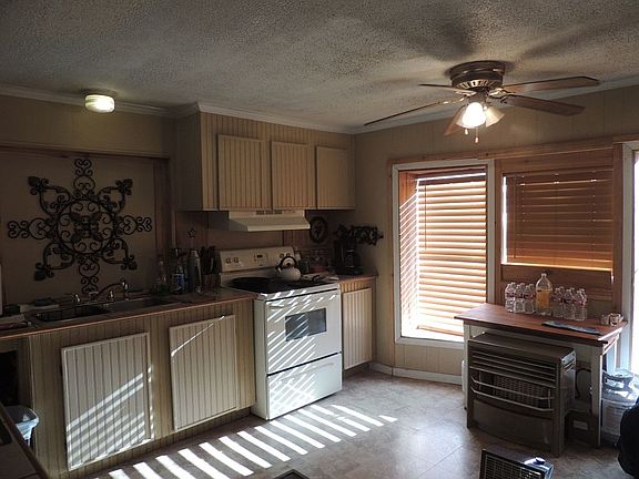 5th image of 125 Valley Vista St