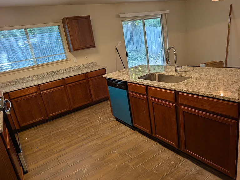 10333 Bear Hollow Dr — Photo 18