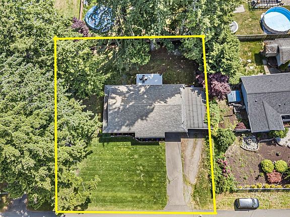 4th image of 11405 Denny Avenue SW