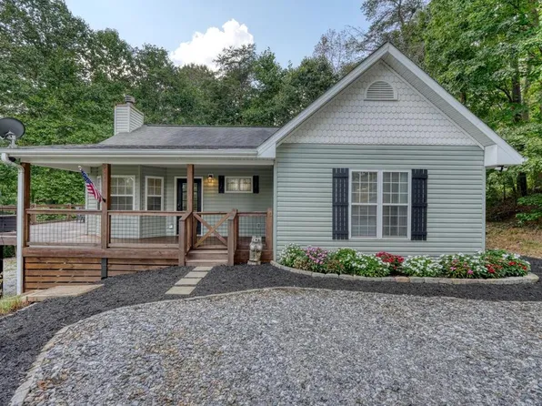 754 Honeysuckle Ln, Blairsville, GA 30512