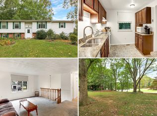 2221 Sandalwood Dr, Waldorf, MD 20601