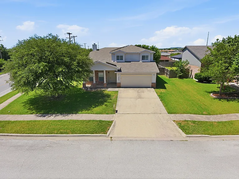 4000 Bull Run Dr — Photo 2