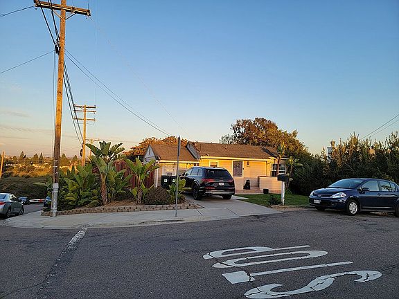 3rd image of 1445 Gregory St