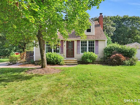 2nd image of 5 Chimney Hill Road