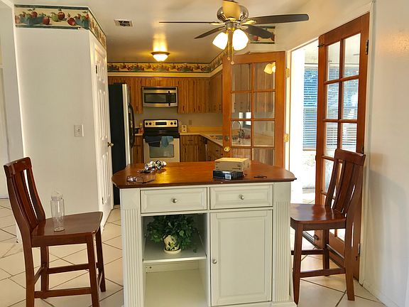 3rd image of 2966 Lowery Dr
