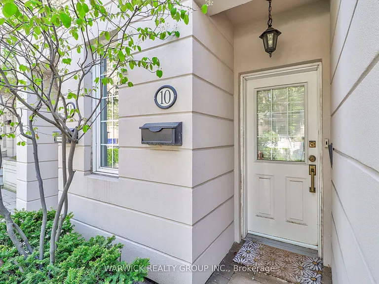 645 Davenport Rd #10 — Photo 3