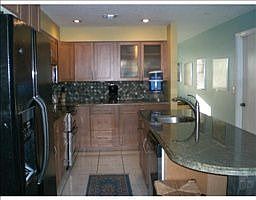 2nd image of 11353 Lakeview Dr #5-P