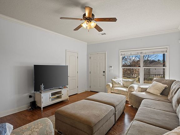 5th image of 836 W Glenn Ave APT 307