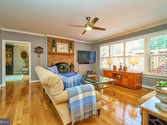 5th image of 10800 Fieldwood Dr