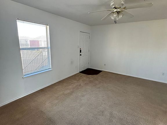 3rd image of 5704 Greengate Dr APT B