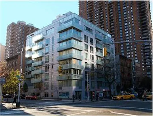 Sold by Compass | media 1