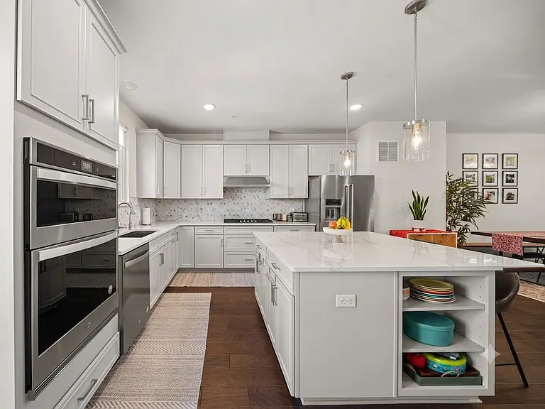 12 Plaza Rd #46 — Photo 7