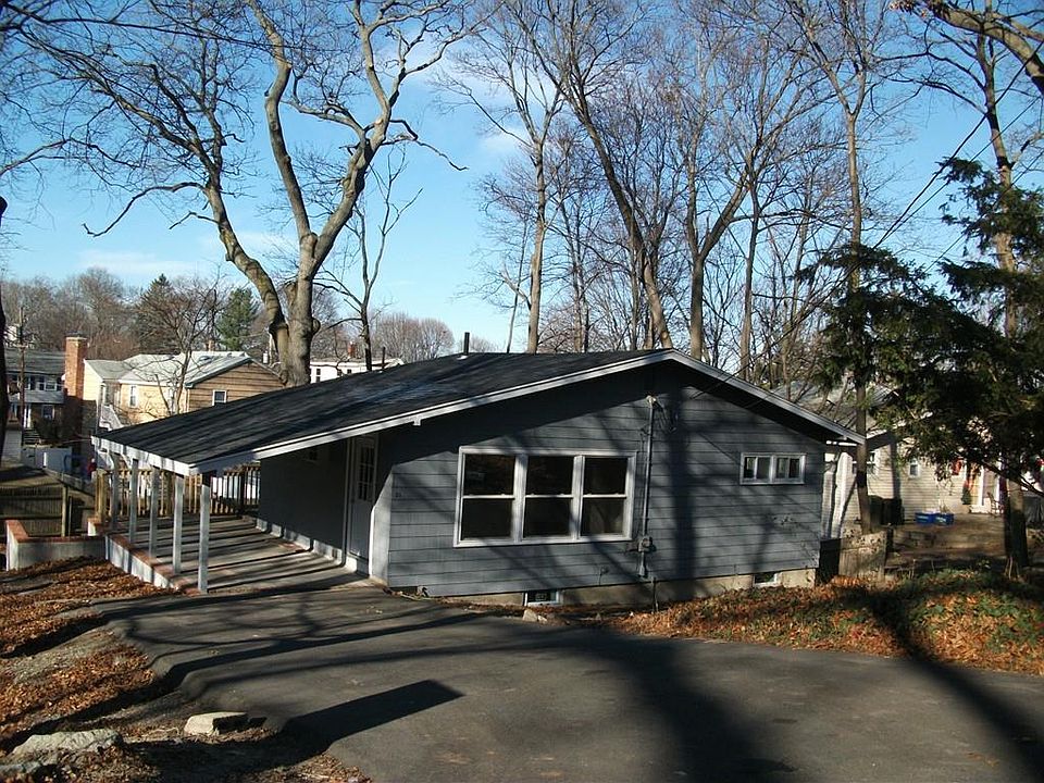 1st image of 21 Stevens Ave