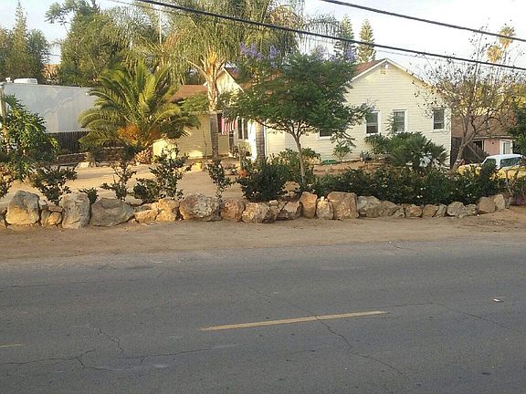 5th image of 233 Plymouth Dr