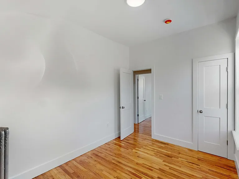 2156 Cortelyou Rd #7 — Photo 12