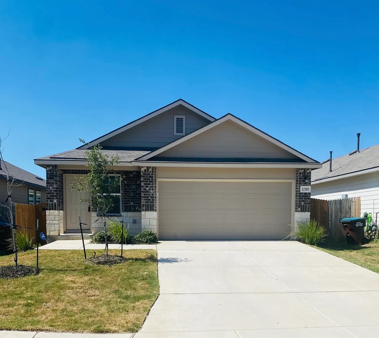 3 bed, 1540 sqft, $1,700 — Photo 1