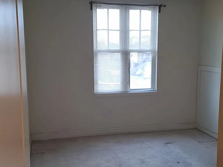 4048 Washington St #5 — Photo 3