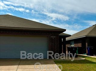 1324B Garden Gate Dr, Yukon, OK 73099