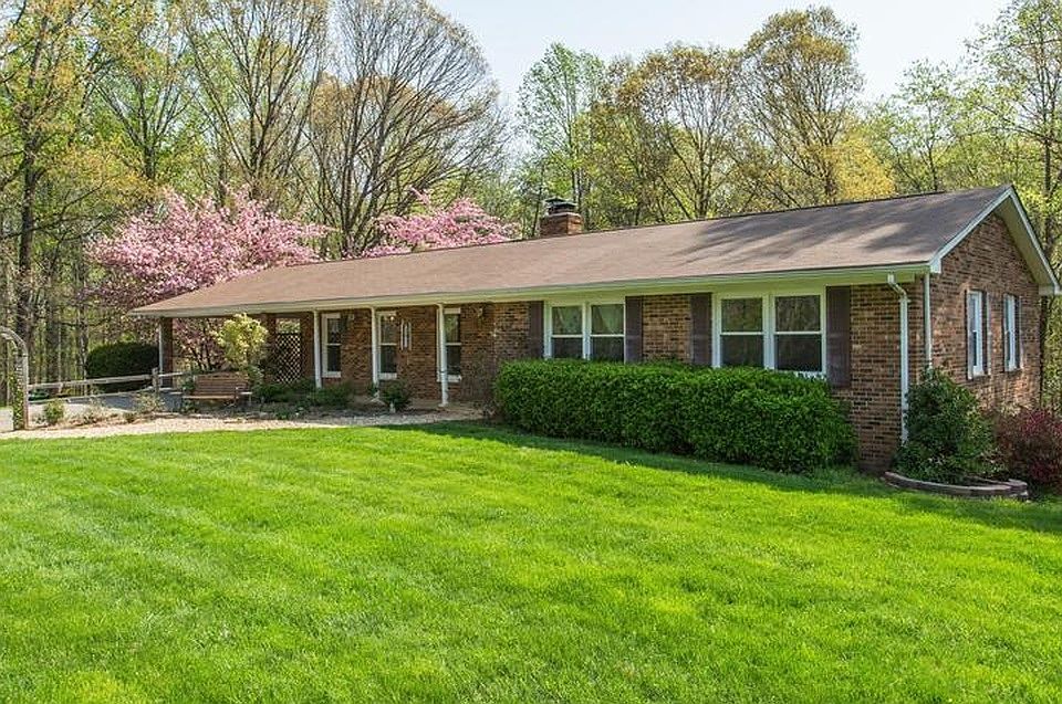 1st image of 12099 Cornwell Dr