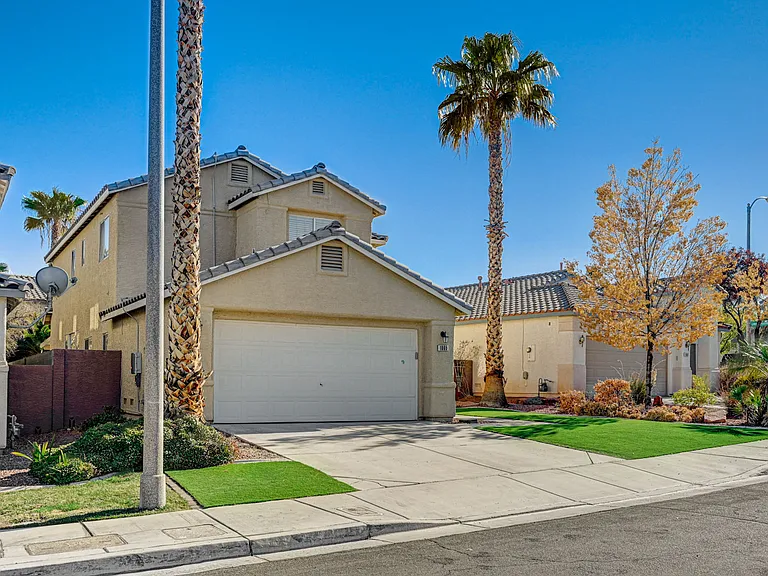 1005 Prestige Meadows Pl — Photo 2