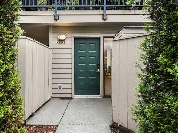 8839 166th Ave NE APT C101, Redmond, WA 98052