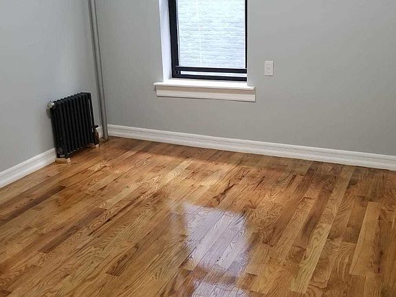 2nd image of 1045 Ocean Ave APT 5