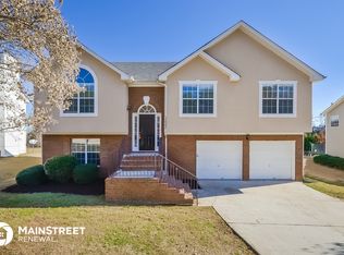 12564 Lakeside Pkwy, Fayetteville, GA 30215