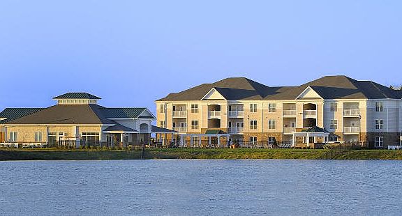 4th image of 3895 Waterside Dr #2287066