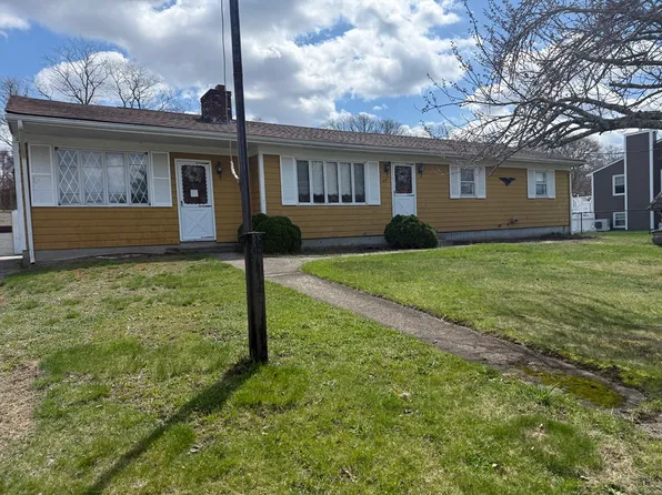 214 Sawdy Dr, Westport, MA 02790