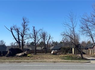 1512 S Dixieland Rd, Rogers, AR 72758