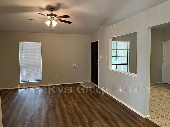4th image of 19911 Moonriver Dr