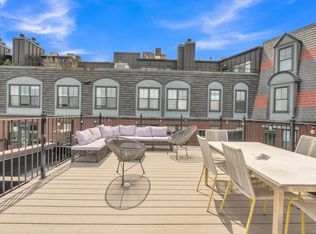 17 Cazenove St #404B, Boston, MA 02116
