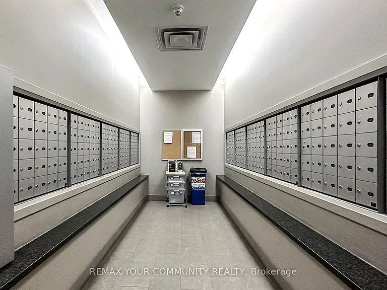 637 Lake Shore Blvd W #504 — Photo 41