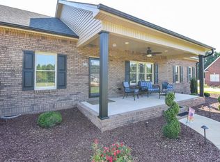 343 Duck Creek Rd, Troutman, NC 28166