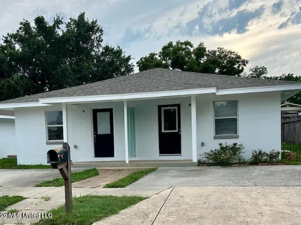 141 Pine Grove Ave, Biloxi, MS